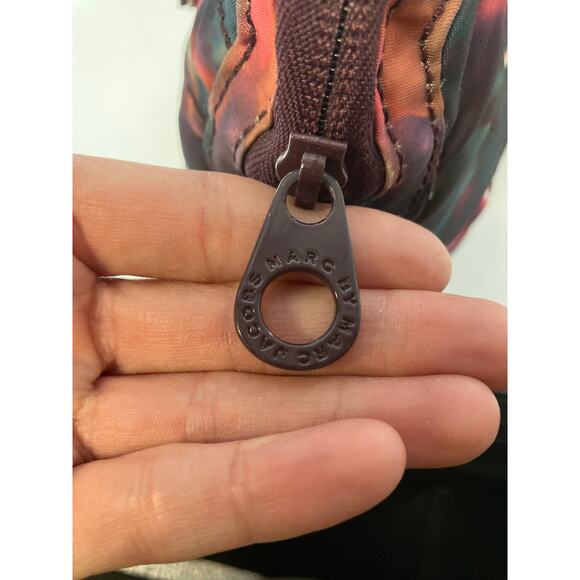 MARC BY MARC JACOBS COLORFUL QUILTED LAPTOP  CROSSBODY BAG - Picture 11 of 16